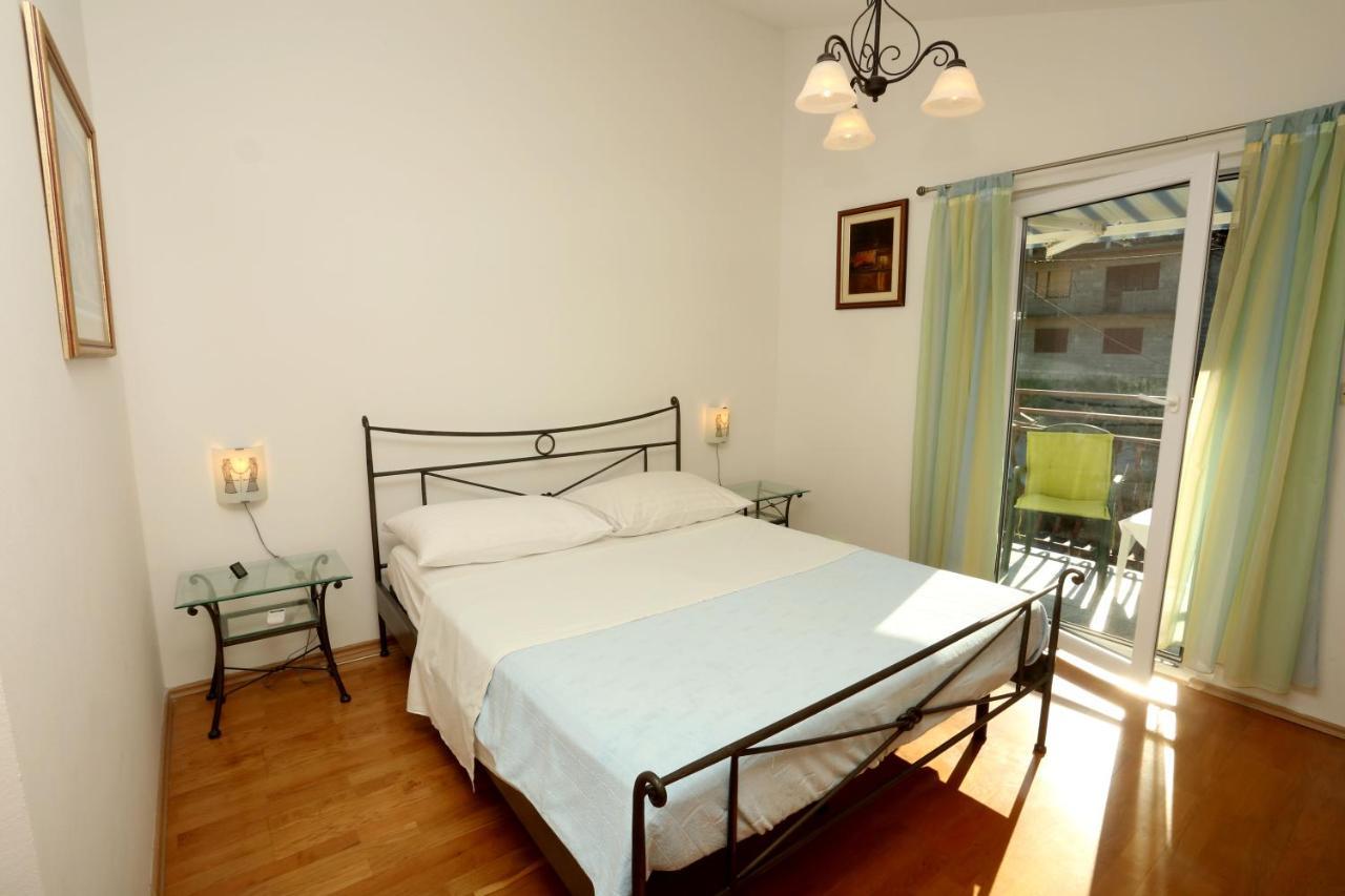 Apartments Sikirica โตรกีร์ ภายนอก รูปภาพ