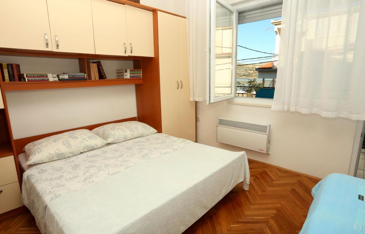 Apartments Sikirica โตรกีร์ ภายนอก รูปภาพ